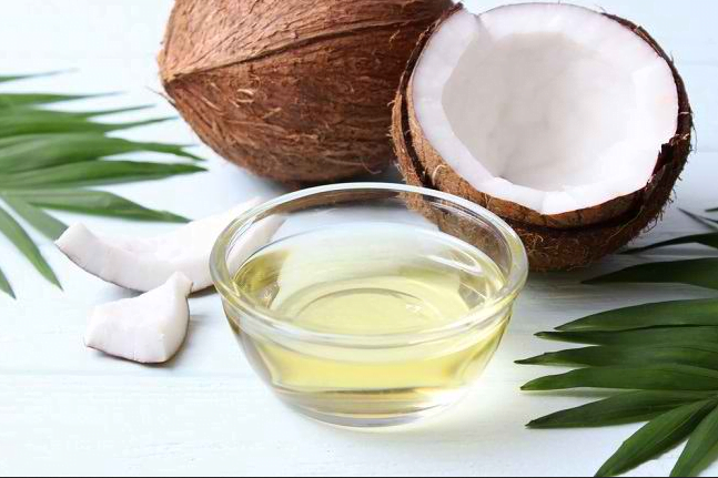 minyak kelapa untuk rambut